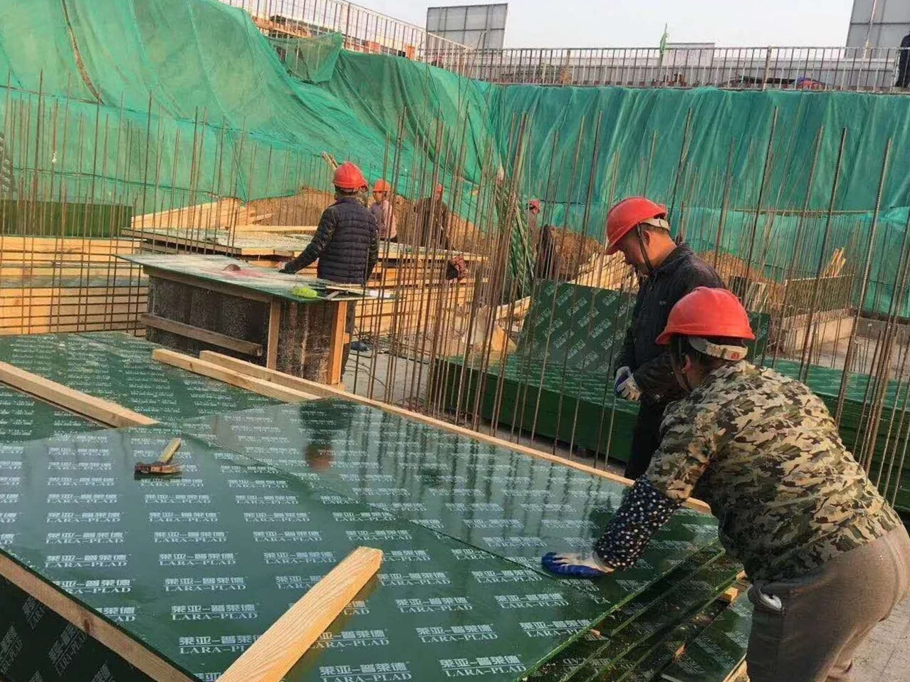 萊亞普萊德鋼化膜塑面建筑模板代理商管理制度